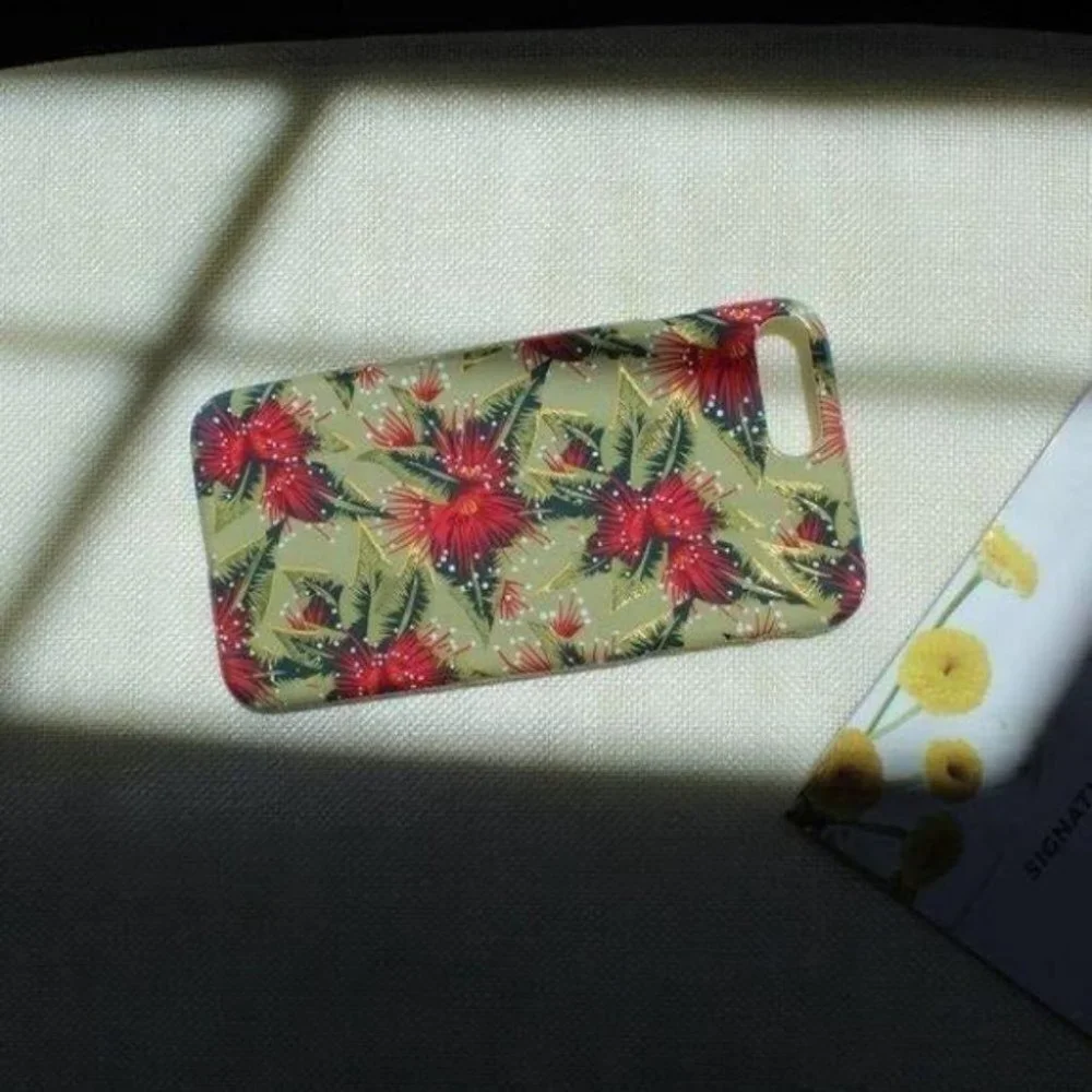 iPhone 7 Plus/ iPhone 8 Plus Floral Phone Case